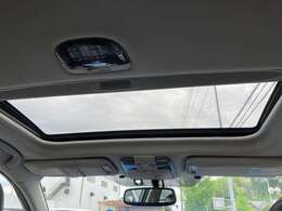 車検整備付き！3600cc水平対向！左ハンドル！SDナビ、Rカメラ、17インチアルミ、ETC装備の米国アウトバック3.6Rリミテッドが入庫しました！お買い得で大変おすすめです！日本全国対応可能です。