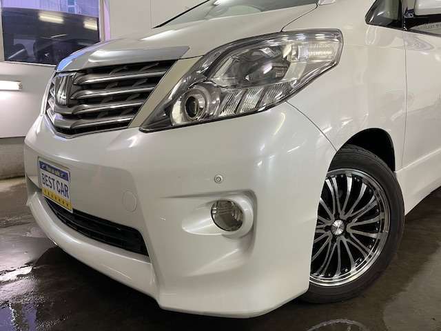 全国納車OKッ！陸送費用の見積もりは気軽にご連絡頂ければと思いますッ！（＾＿＾）当社提携ローンは最長120回払い、ローン金利は3.5％とお安くなっておりますので是非ご利用下さいッ！
