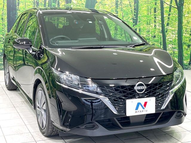 大好評のボディコーティング「弾スプラッシュコート」もご納車までに施工可能。通常のガラスコートと異なる、耐久年数6年の無機質ガラスコーティングが、ボディをキレイな状態に保ってくれます。