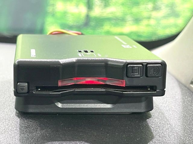 【ETC】高速道路の料金所をストレスなく通過！話題のスポットやサービスエリアに多い「スマートIC」利用時は必須のアイテムです。当店でセットアップを実施、ご納車当日からすぐにご利用いただけます！