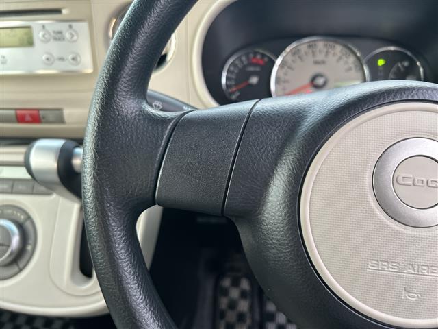 【ハンドル】『ハンドル/ステアリング』の画像になります。写真の内容に関してご不明点、ご質問等がございましたらお気軽にガリバー店舗までお問い合わせください。