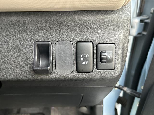 【運転席操作部】『運転席周辺の装備』の画像になります。快適なドライブを楽しむための機能が装備されています！運転席から触れるので使いやすいです！