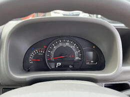 走行距離が気になりますか？当社の在庫は10，000台！！ネットに掲載しきれない車も多数！！ご来店いただければ理想の一台を探してみせます！！