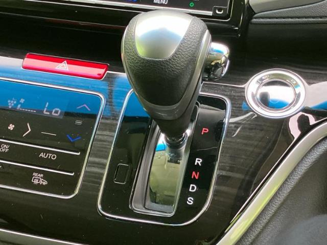 お車に合わせて無料保証以外にも、保証範囲、期間、距離を拡充させた有料保証もご用意しております！中古車の購入が初めてで不安・・・というお客様もご安心ください！
