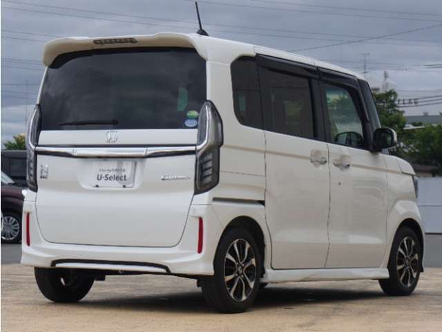 JAFもぜひご加入下さい。自動車保険のロードサービスと併せてより高い安心をご提供致します。