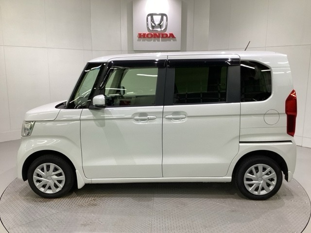 購入後も自社指定整備工場完備でお客様の愛車をしっかりサポート致します！御納車時には安全かつ安心してお乗り頂けるようホンダ専門知識を持つ整備スタッフが点検・整備・装備も説明をしてお渡ししております。