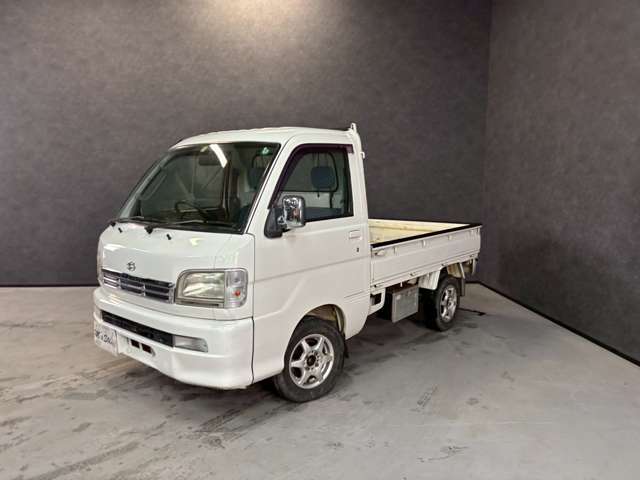 当店の車は全てその場で乗って帰れます！（全額支払いの方のみ）お問い合わせはメールよりも電話の方がオススメです。070-4320-4311　滝（タキ）まで！