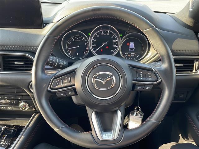 気になる車はすぐにお問い合わせください！画面右側の0066から始まる無料ダイヤルからお問い合わせ下さい！専門スタッフがお車のご質問にお答えいたします！