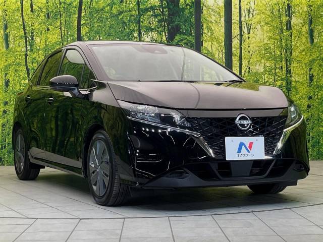 大好評のボディコーティング「弾スプラッシュコート」もご納車までに施工可能。通常のガラスコートと異なる、耐久年数6年の無機質ガラスコーティングが、ボディをキレイな状態に保ってくれます。