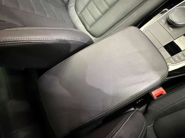ご遠方の場合でも、下取り車両の金額を概算でお出しすることは可能でございます。車検証をお手元に、走行距離をご確認の上お問い合わせくださいませ。