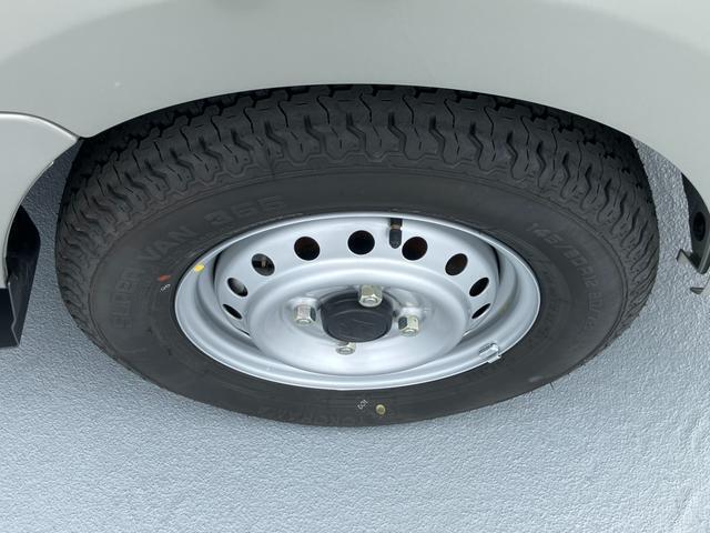 【145/80R12　ラジアルタイヤ】。優れた小回り★