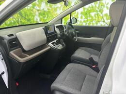 WECARSではほぼ毎日新しい在庫車両を入荷しております！お客様のこだわりを叶える1台がきっとWECARSにあるはずです！