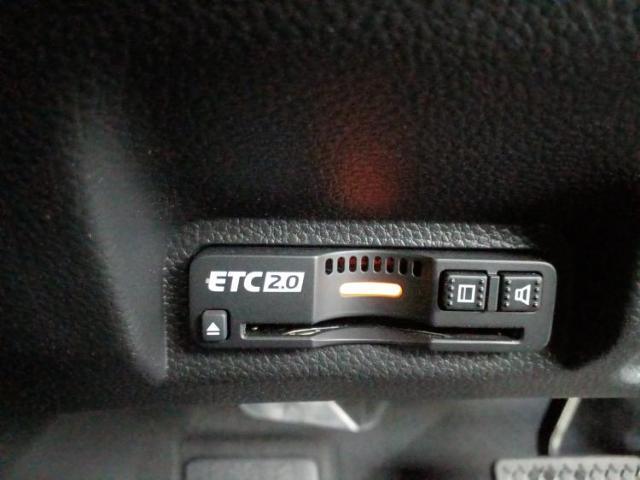 お車に合わせて無料保証以外にも、保証範囲、期間、距離を拡充させた有料保証もご用意しております！中古車の購入が初めてで不安・・・というお客様もご安心ください！