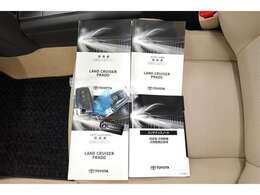 取扱説明書・ナビ説明書・オフロード説明書・メンテナンスノート・スマートキー2個一式揃っております！