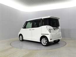 中古車の総合評価や内外装の状態などをひと目で分かるよう、プロの検査員が実施した「車両検査証明書」をご用意しています。