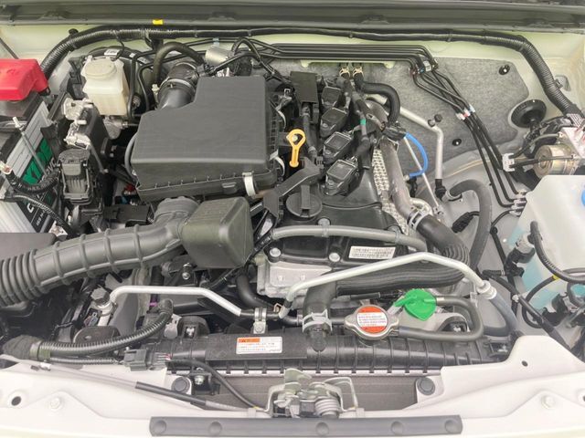 親切・丁寧な専門メカニックスタッフが応対！・車検・点検整備・事故等の修理などアフターサービスも安心。お車のカスタマイズもネクステージのサービススタッフまでご相談ください！