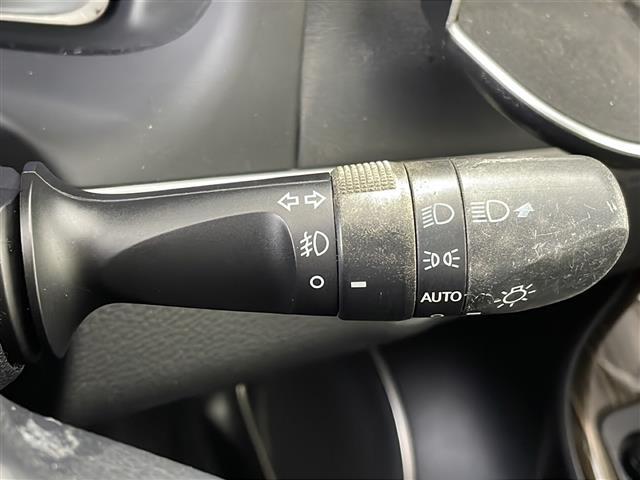 【その他】このクルマ限定で使える装備品が付いています！使い方などはぜひ実際に店舗にお越しいただき、専門スタッフにお尋ねください！