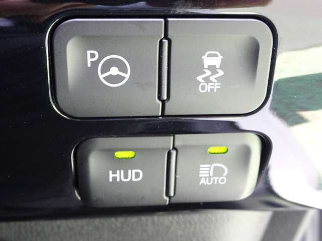 パーキングアシスト付きなので駐車も安心！