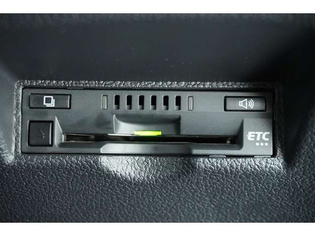 【自社ローン埼玉】自社ローン専門中古車販売★オトロン春日部店★一緒にあなたのお車探しませんか？当店スタッフ全員であなたの一台を探します♪