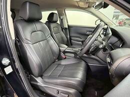 【ブラックレザーシート】人気メーカオプション。高級感溢れる車内を演出します。査定アップも見込める人気オプションです！