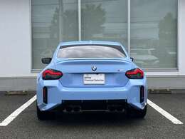 安心のネットワーク。全国187箇所（2025年2月現在）のBMW正規ディーラーのサービスセンターで整備・保証修理を受けることができます。