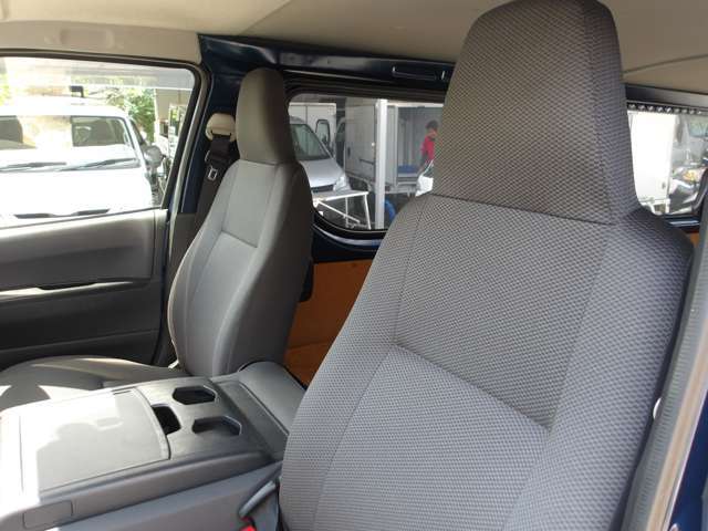 プライベートのお車からビジネスカーまで、ご希望に沿ったお車をご用意しています！！早い者勝ちのプライス！！是非、お車を見にご来店ください！！