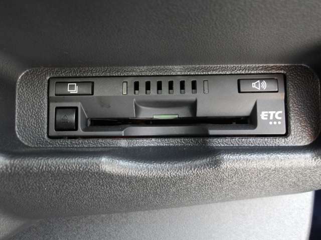 認証整備工場、又はディーラーにて徹底した点検整備を行い、ご納車致しますのでご安心ください！
