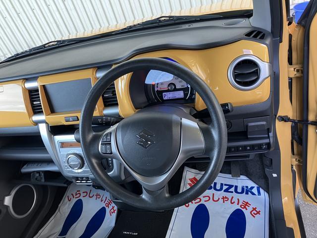 ハンドル回りの画像になります。