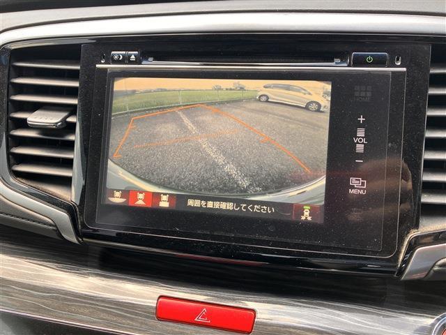 皆様に『綺麗ですね☆』と言って頂けるよう展示車のクリーニングに力を入れております！シートは専用バキュームにて仕上げております。専門スタッフがおりますので、他店に負けない自信があります！