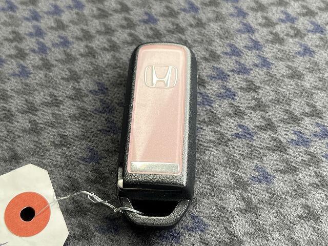 納車前の整備は車検整備以上の安心点検を行っております！資格を持った整備士がしっかりまごころ込めて整備いたします！安心してカーライフをお楽しみください♪