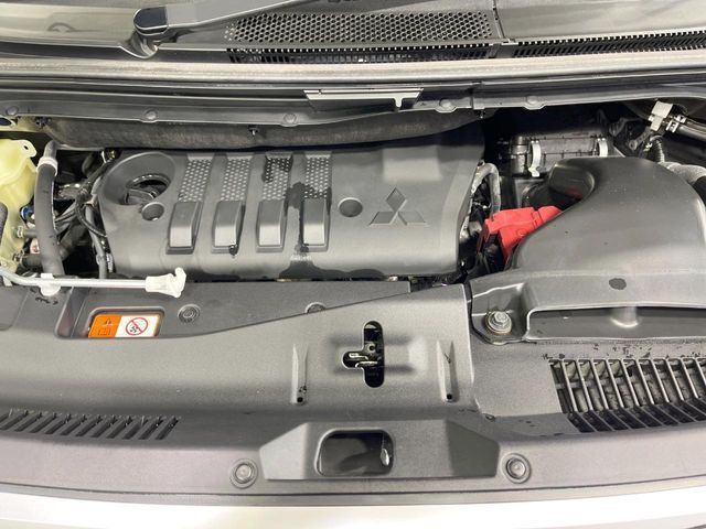 親切・丁寧な専門メカニックスタッフが応対！・車検・点検整備・事故等の修理などアフターサービスも安心。お車のカスタマイズもネクステージのサービススタッフまでご相談ください！