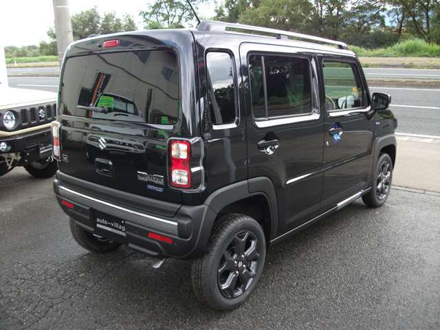 フル乗車でも上り坂でも高速道路でも楽々ドライブのターボ4WD♪　お勧めします！