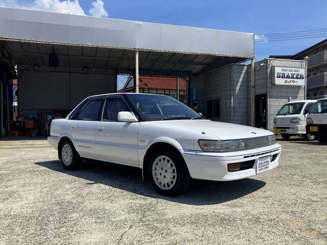 累計販売200万台特別仕様車　ハイメカツインカムエンジン　5速マニュアル　6連メーター　レースハーフカバー　ゴールドエンブレム　純正カセット＆CD　純正ホイールキャップ　R134aレトロフィット