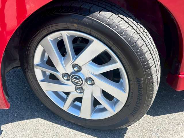 当社は車のトラブル・修理・車検の場合、代車を無料で提供させていただきます！なお車検の場合は洗車、内装クリーニングも無料でサービス提供しております！