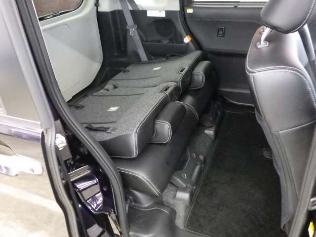 オートエムワンには多数車種様々な在庫がございます。きっとお気に入りの1台に出会えるはずです！