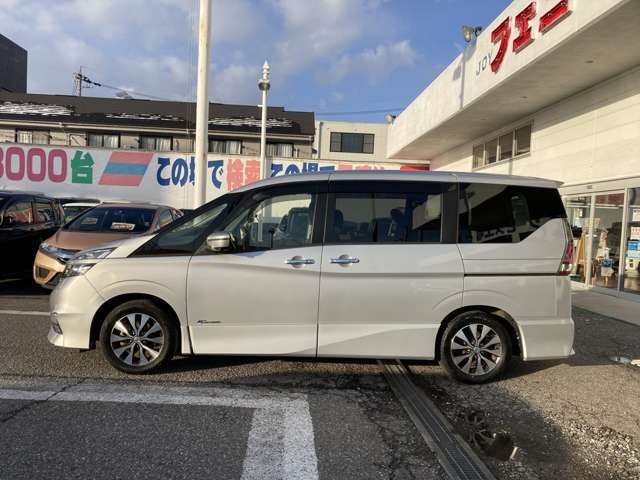 当社の展示車に走行距離や修復歴の虚偽は一切ありません◆距離が正確か確認する走行検索システムと厳正な基準を持つ第三者機関のAIS検査を全ての展示車で行い、基準クリアの厳選中古車のみをご提供しております◆