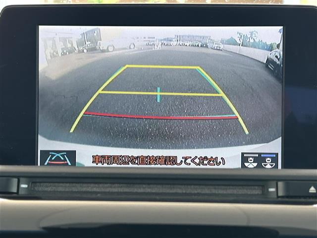 気になる車はすぐにお問い合わせください！画面右側の0066から始まる無料ダイヤルからお問い合わせ下さい！専門スタッフがお車のご質問にお答えいたします！