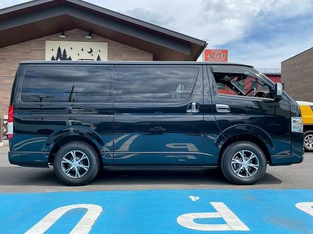 中部地区最大級SUV専門店。中古車から新車・登録済未使用車まで幅広く取り扱いしております。