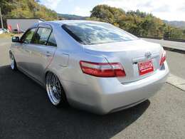 バックカメラ　前後ドライブレコーダー