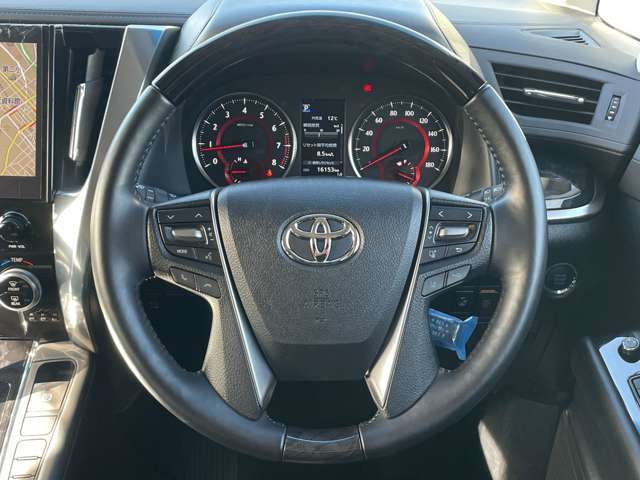 「走行距離管理システム」で距離に不正が無いかを全車展示前にしっかりチェック済みです。