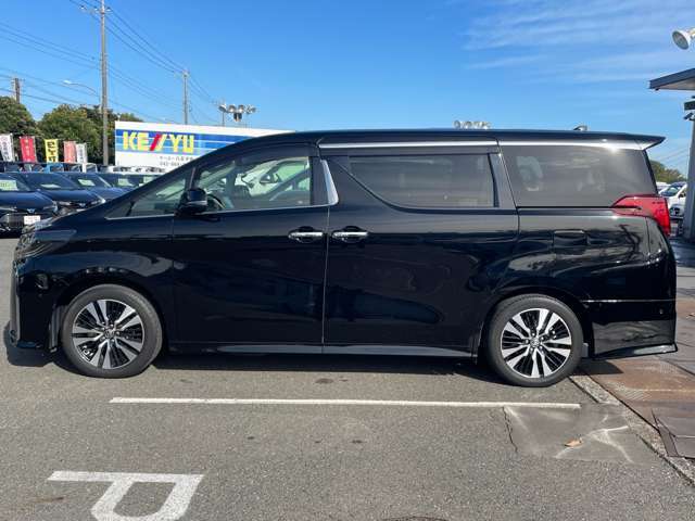 ケーユーでは修復歴の有無を全車に表示。公的機関「（財）日本自動車査定協会」の基準を採用したチェックシートを添付して、ご契約頂きましたお客様にお渡ししております。