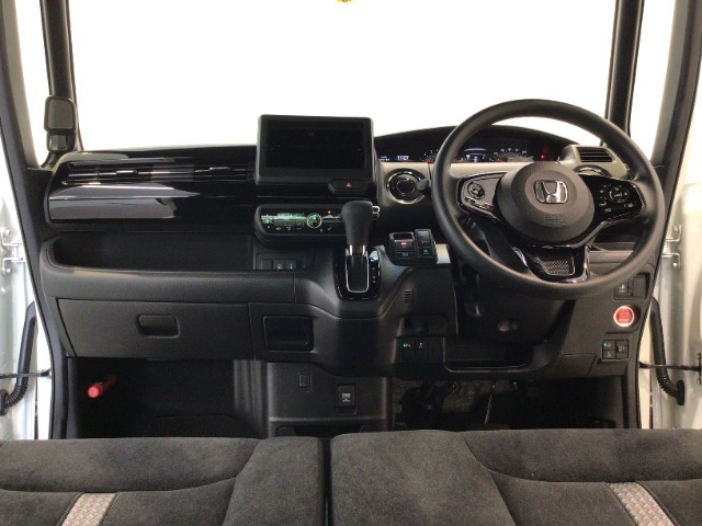 当店の車は全て総額表示をしております。諸費用について気になる点などありましたら、お気軽にお問い合わせください！