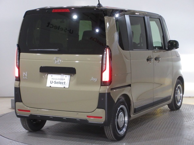 ボディクリーニング後、愛車をピカピカの状態へ保護するコーティング「ブライトパック」がおススメです！水垢がつきにくく、手入れがしやすくなりますよ！いつも愛車をきれいにしておきたい方におススメです。