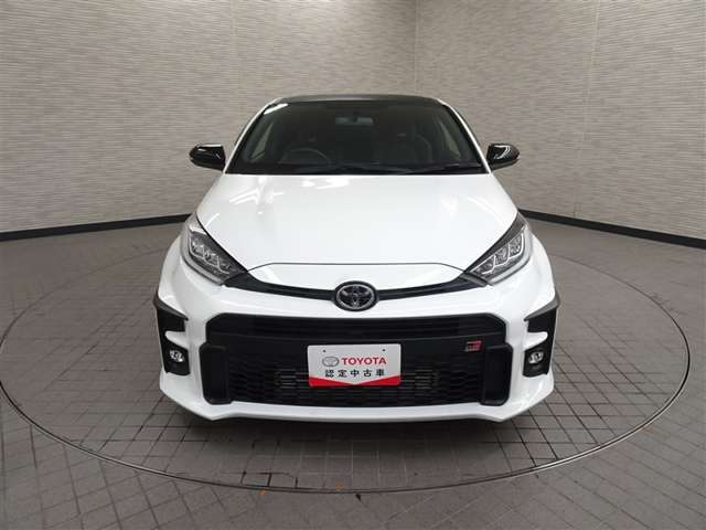 ワイド＆ローのスタイルで走行安定性もばっちりです。運転しやすくロングドライブも安心です。