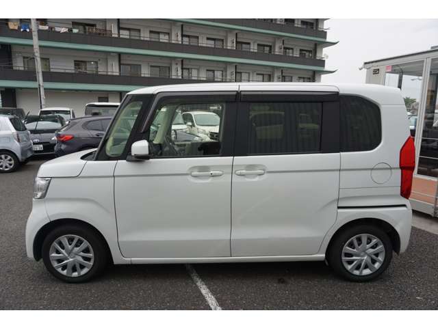 こだわりの修復歴なし車メインの厳選仕入れ・内装クリーニングに関しても力を入れております。禁煙車率常時9割以上達成しております。
