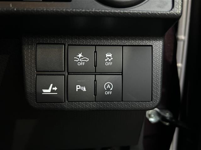 気になる車はすぐにお問い合わせください！画面右側の0066から始まる無料ダイヤルからお問い合わせ下さい！専門スタッフがお車のご質問にお答えいたします！