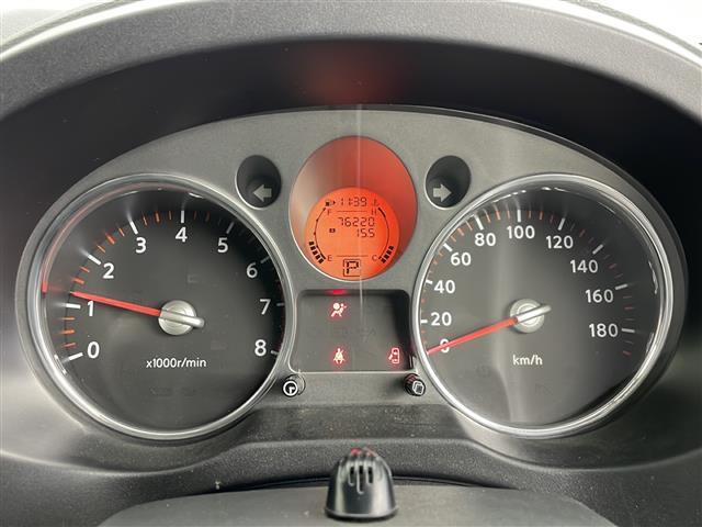 【スピードメーター】メーターがシンプルで見やすく運転しやすいですね！
