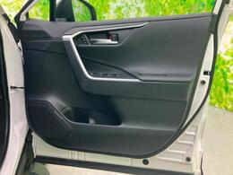 「この車の写真をもっと見たい」「状態が気になる」「この装備はついている？」どんな小さな疑問でもお気軽にお問い合わせください！