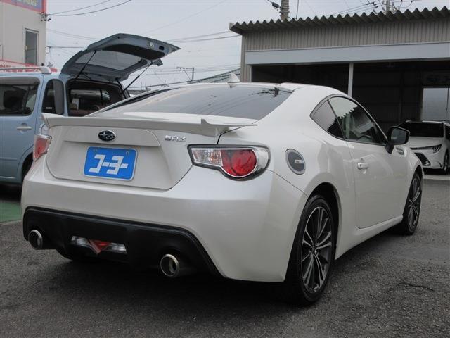 【自動車保険の扱いは県内トップクラス】損害保険ジャパン株式会社、三井住友海上の特約代理店であるコーヨー自販では長年の自動車保険のノウハウを駆使して安心といざという時の備えをご案内させていただきます。