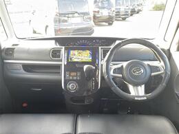 【インパネ全体】『インパネ全体』の画像になります。写真の内容に関してご不明点、ご質問等がございましたらお気軽にガリバー店舗までお問い合わせください。